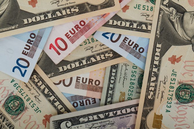 Save thousands on your French property thanks to historic USD/EUR exchange rates